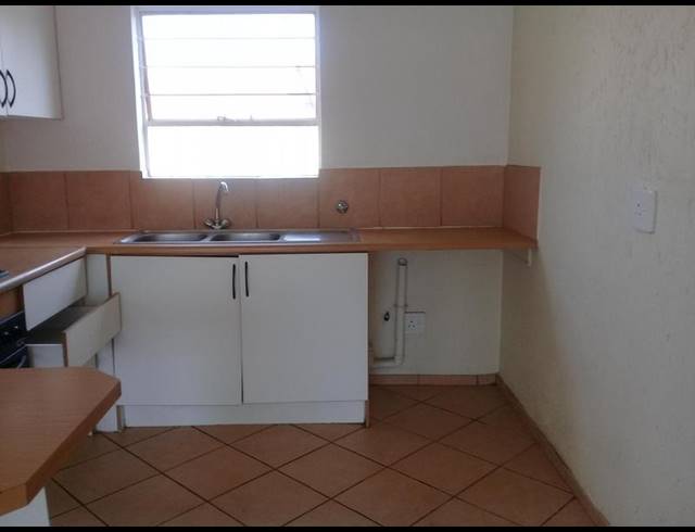 2 BEDROOM APARTMENT FOR SALE IN GROBLERPARK EXT